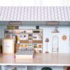 DREWNIANY DOMEK DLA LALEK — widok 4